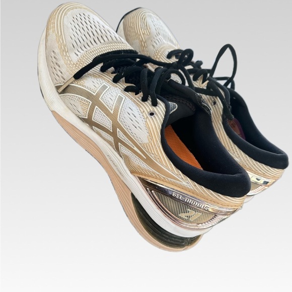 ASICS Gel Nimbus Sneakers - Cream and Gold size 8.5 - Picture 1 of 5